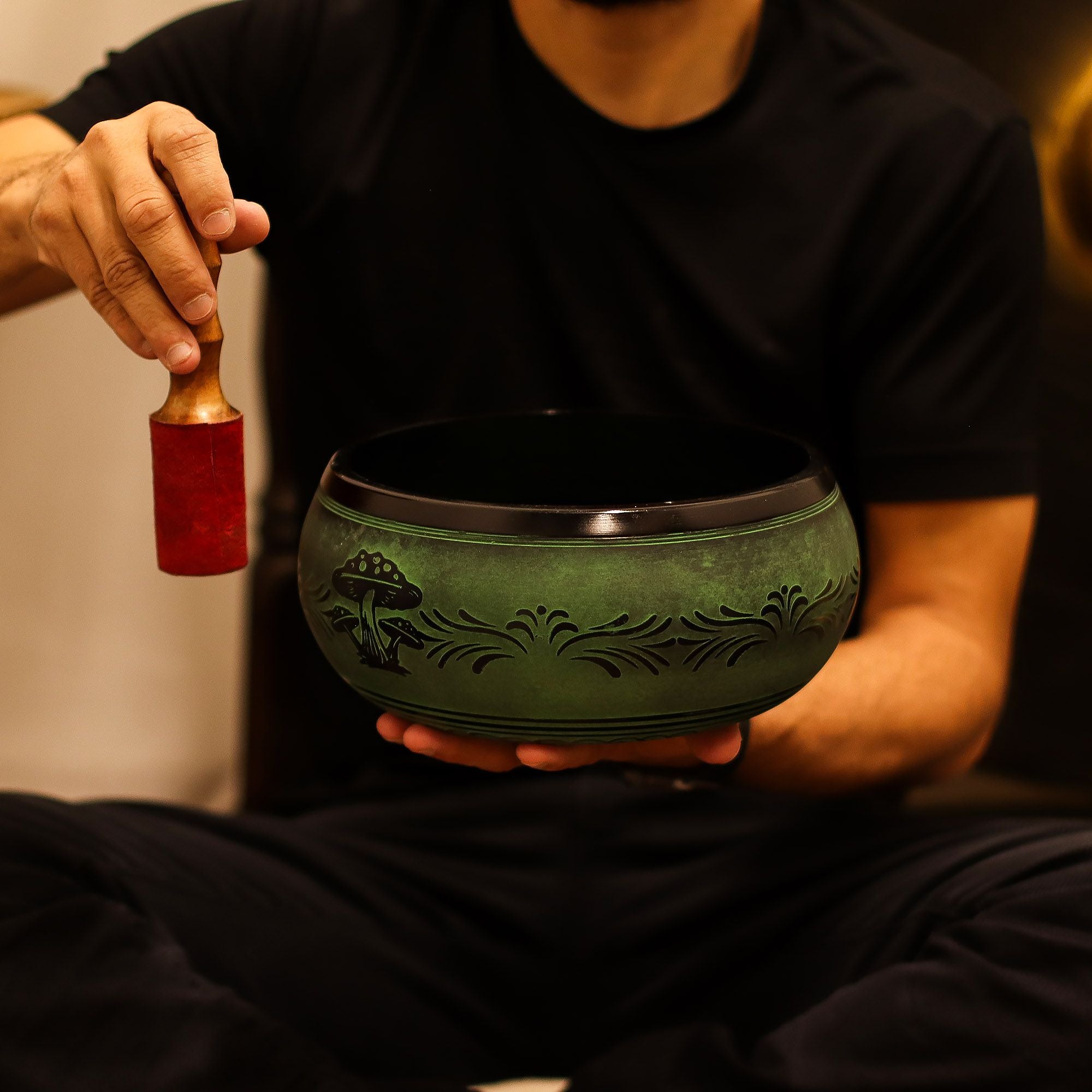 Extra Loud Mushroom Singing Bowl – Moss Green (23cm)