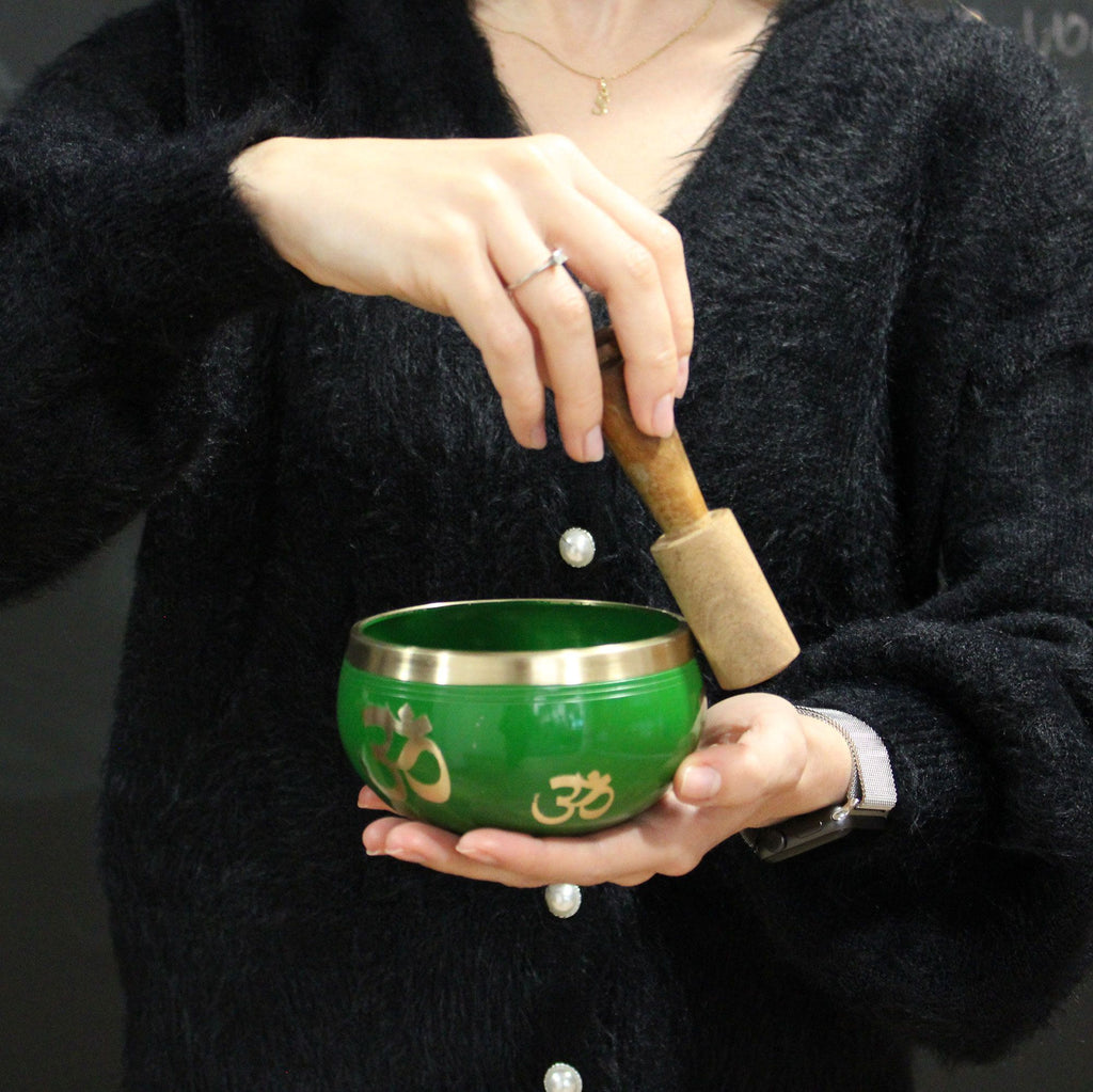 Yoga Moves Singing Bowl Set – White/Blue (10.7cm)