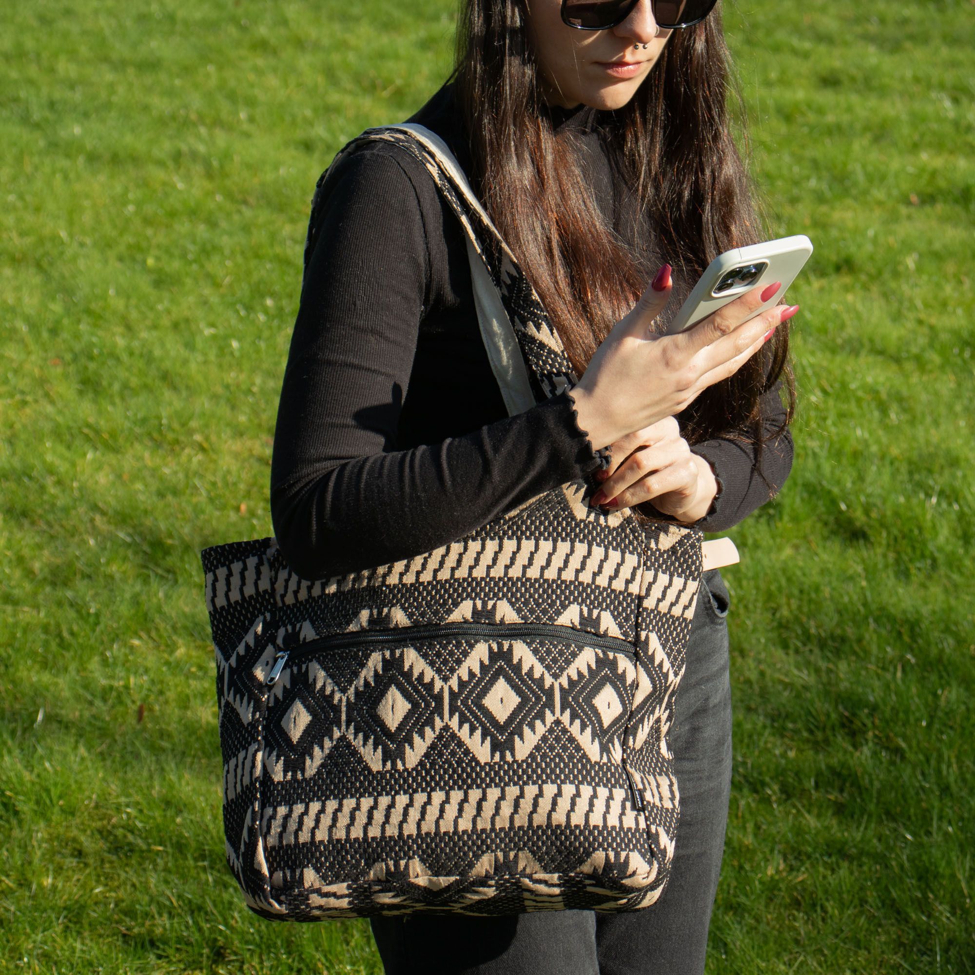 Nomad Sari Jacquard Natural Wander Muse Bags - Desert Loom